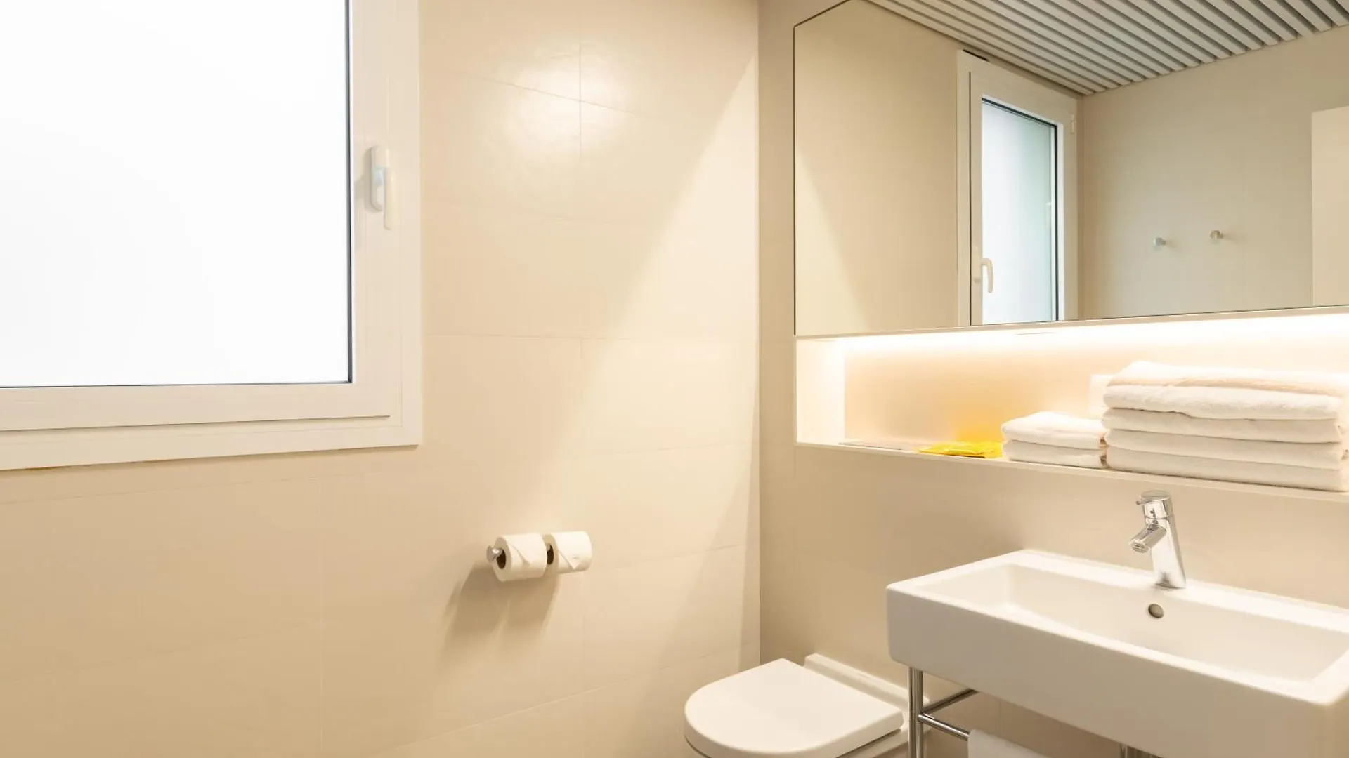 ברצלונה Cosmo Apartments Marina - Auditori ספרד